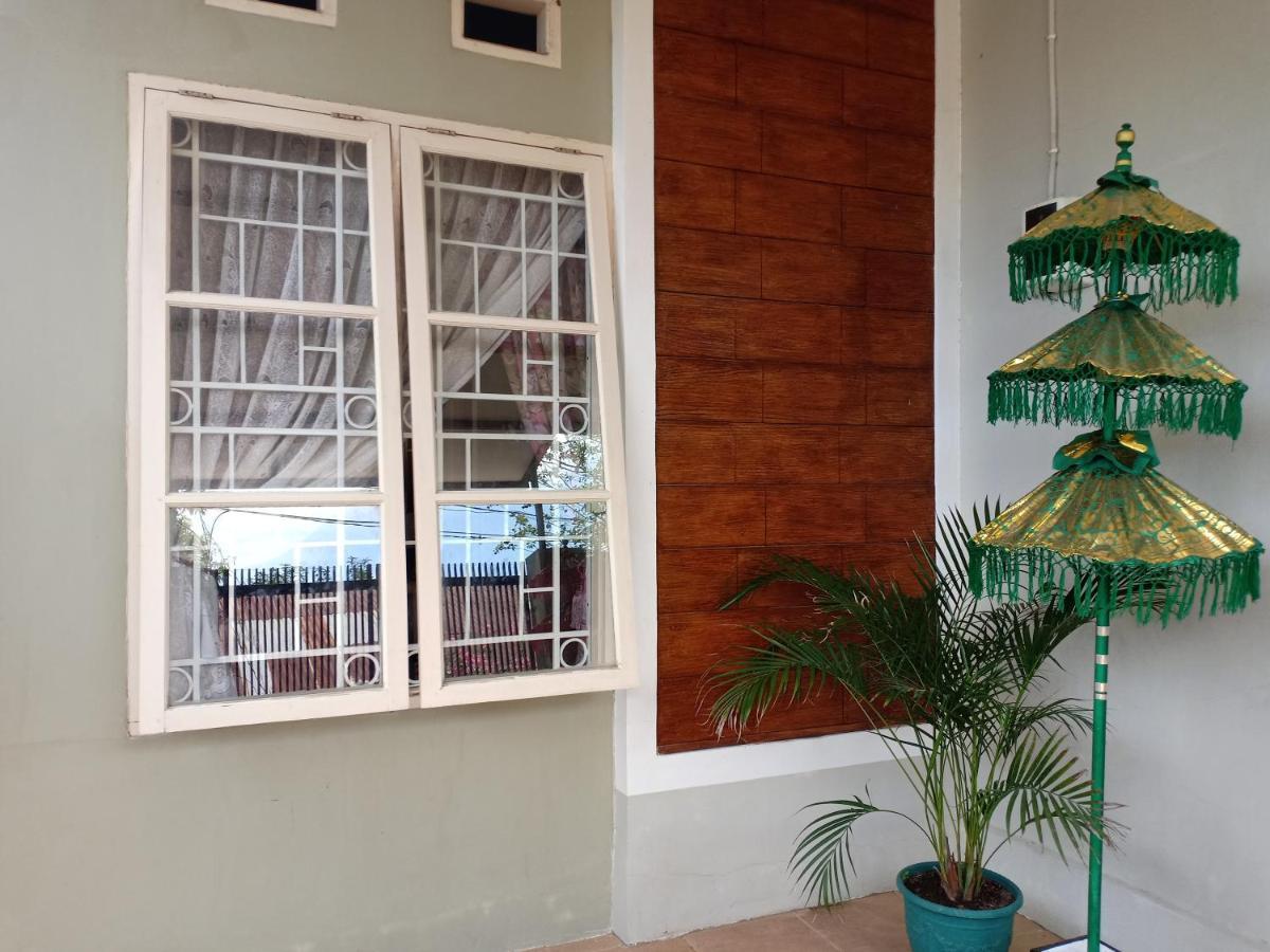 Makassar Airin Homestay Sungguminasa Kültér fotó